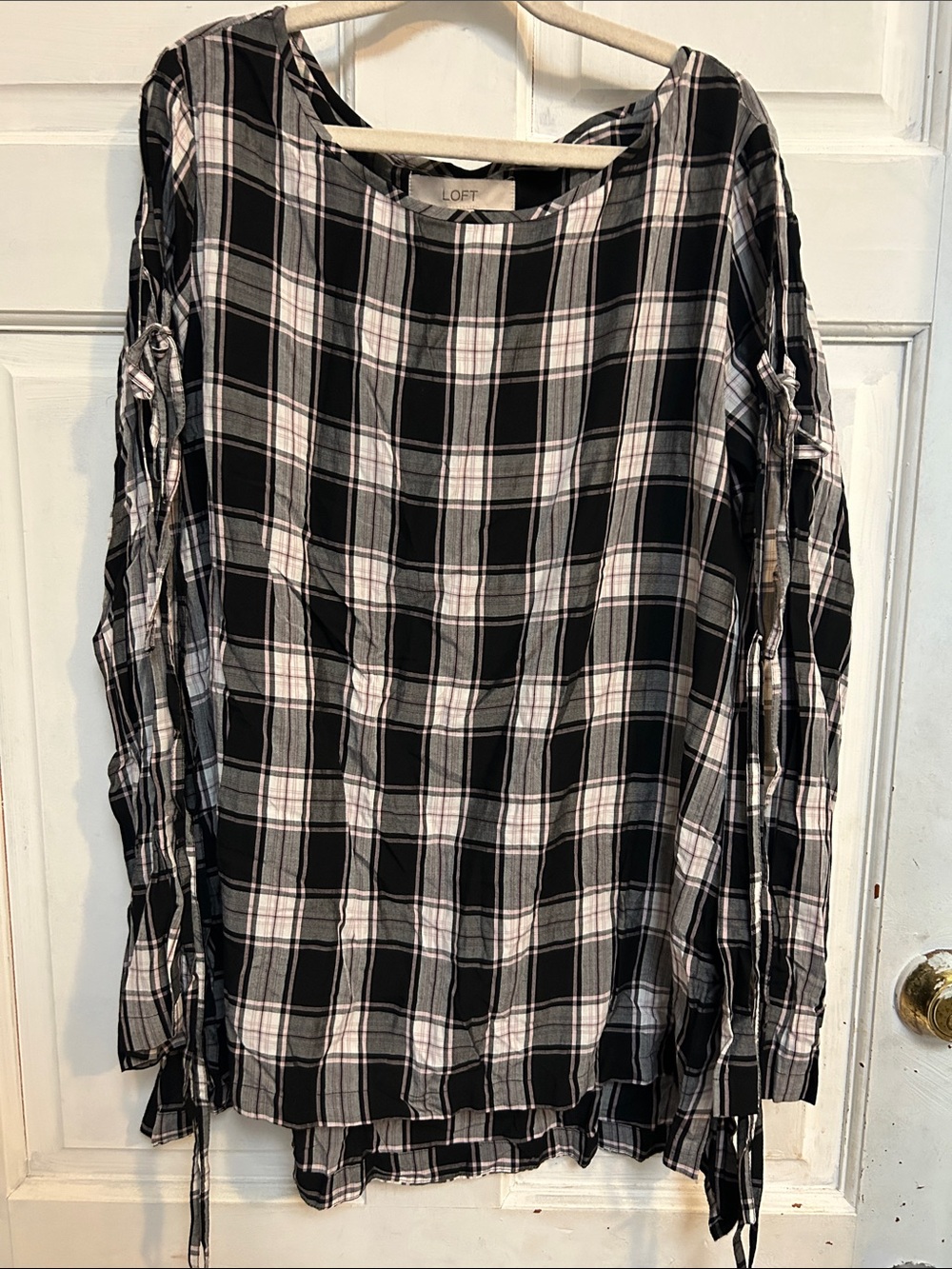 NWT LOFT Black & White Plaid Tie-Sleeve Long Sleeve Top